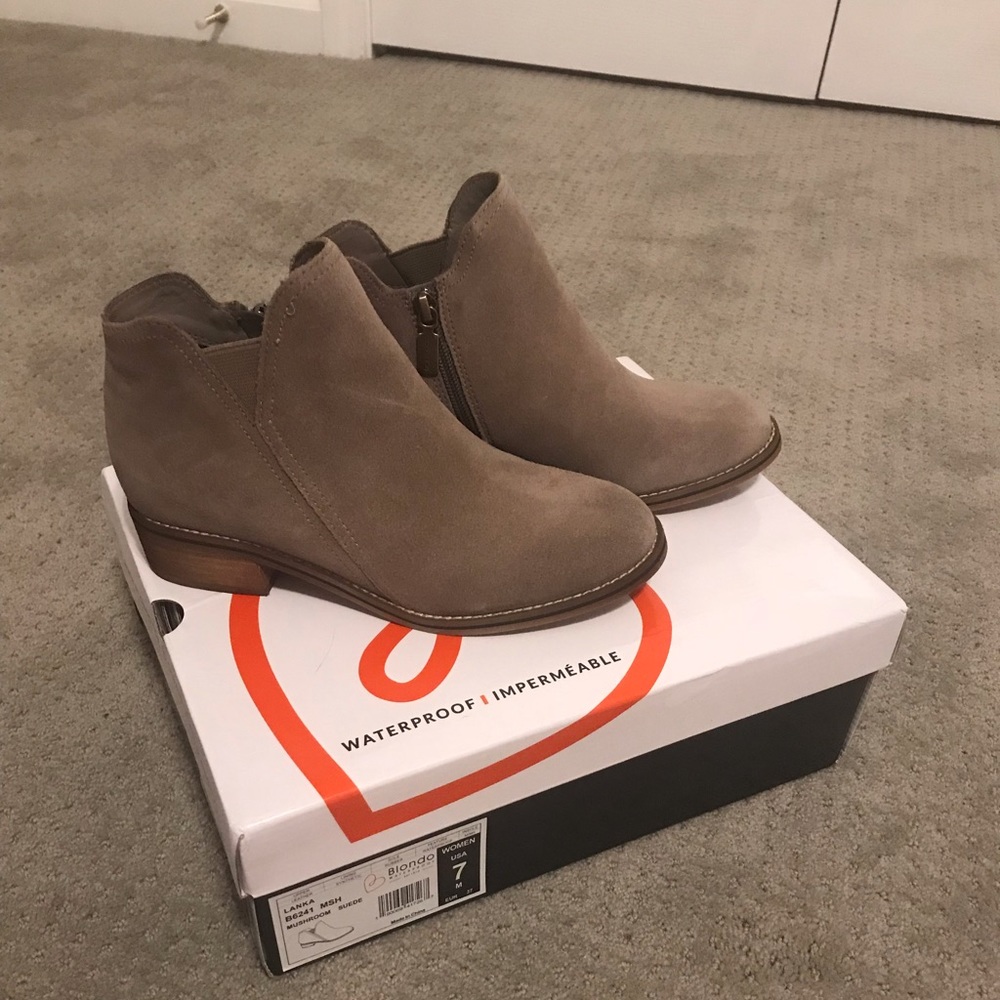 Blondo Lanka Waterproof Booties
